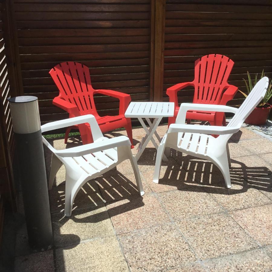 Appartement en résidence 50m plage Les Trois-Ilets Extérieur photo